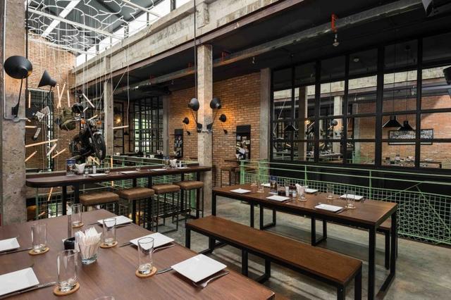 商業(yè)空間:越南西貢主題餐廳工業(yè)風(fēng)格設(shè)計