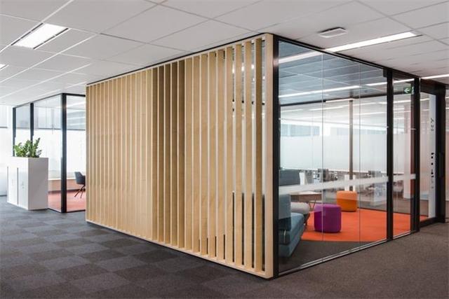 辦公空間:墨爾本在線教育公司現(xiàn)代風(fēng)格辦公室