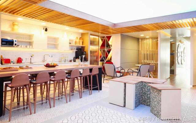 辦公空間:西班牙LinkedIn領(lǐng)英現(xiàn)代風(fēng)格辦公室設(shè)計