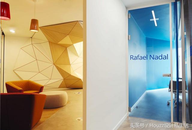 辦公空間:西班牙LinkedIn領(lǐng)英現(xiàn)代風(fēng)格辦公室設(shè)計