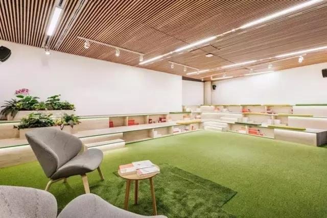 既有感官愉悅，又能體現(xiàn)品牌價(jià)值，我就服可口可樂(lè)的辦公室設(shè)計(jì)！