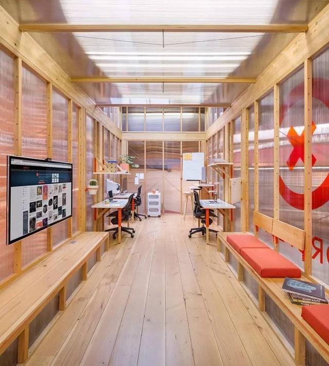 在會(huì)移動(dòng)的拖車上辦公是怎樣的一種體驗(yàn)？