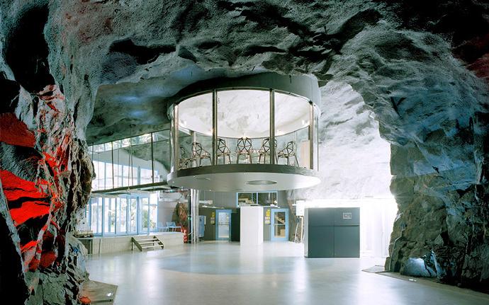 辦公室裝修設(shè)計(jì)公司如何打造沉穩(wěn)的辦公空間？