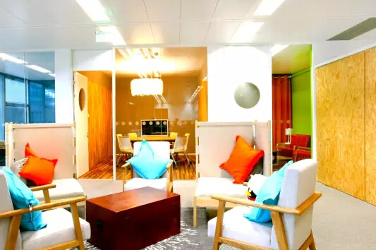 辦公室裝修設(shè)計如何＊大空間化？