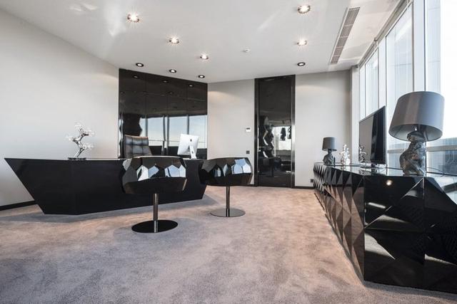 說出來你可能不信，如此暗黑夸張的辦公室竟然來自俄羅斯制藥公司